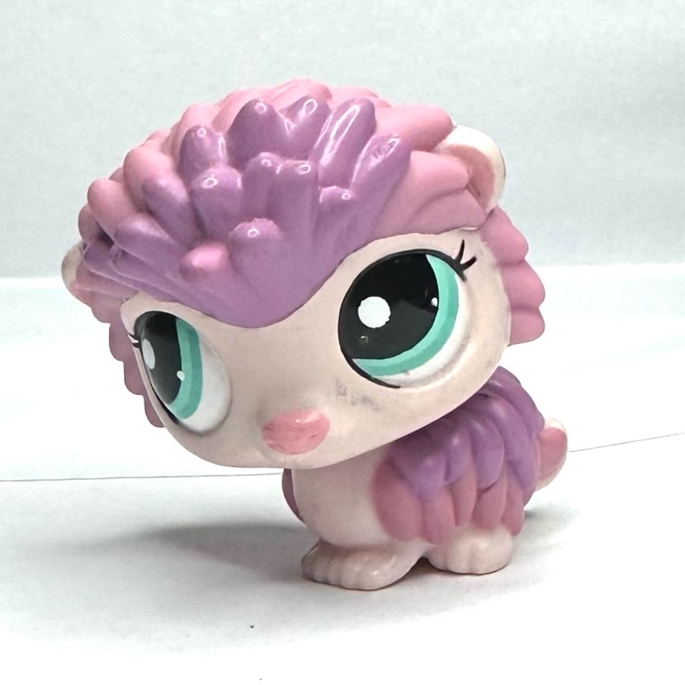 Hasbro Littlest Pet Shop (LPS) RETIRED Hedgehog #2219 - Purple